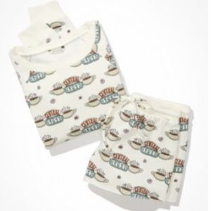 SOLD American Eagle Friends Central Perk Fleece Shorts Pajamas Set, Large